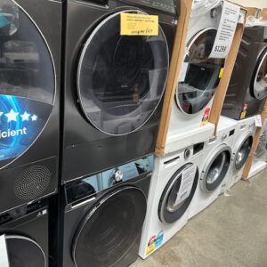 Pair Hisense 10kg Front Load Washer HWFS1015AB &  Hisense 9kg Series 7 Heat Pump Dryer (Charcoal Black) HDFS90HAB